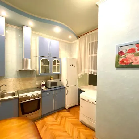 Апартаменти On Rynok Square Львів