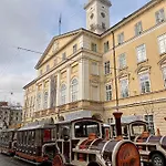 Apartment On Rynok Square