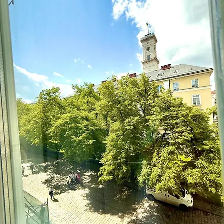 On Rynok Square 公寓